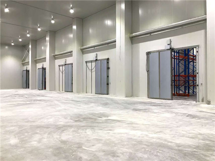 手动平移冷库门