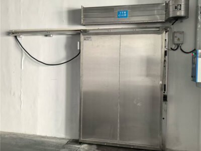 手动平移冷库门