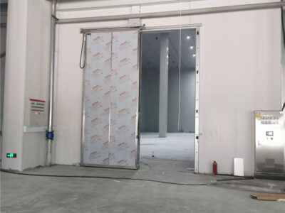 电动平移冷库门