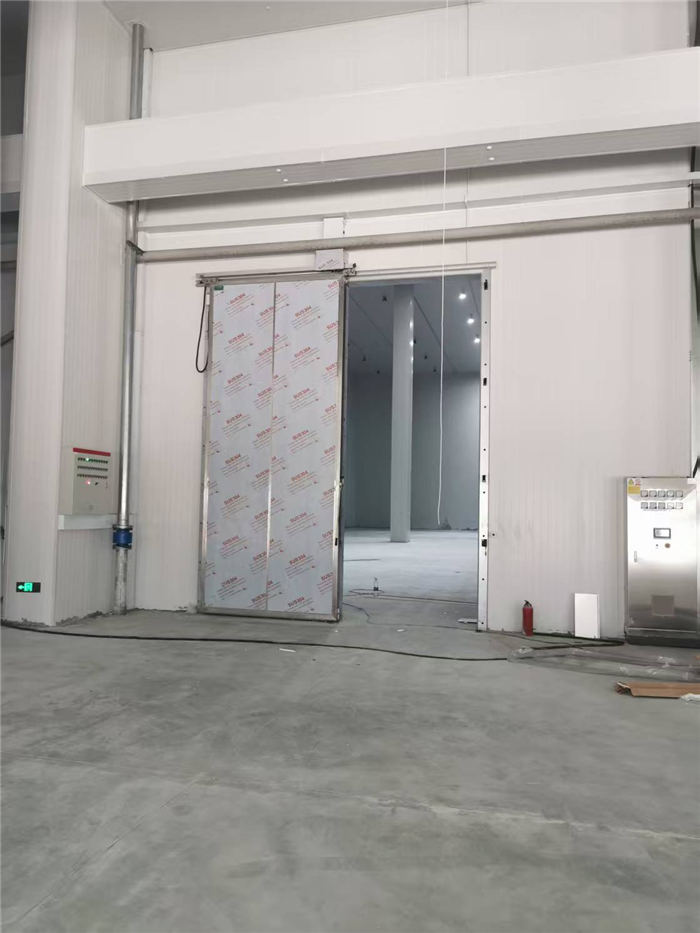 电动平移冷库门